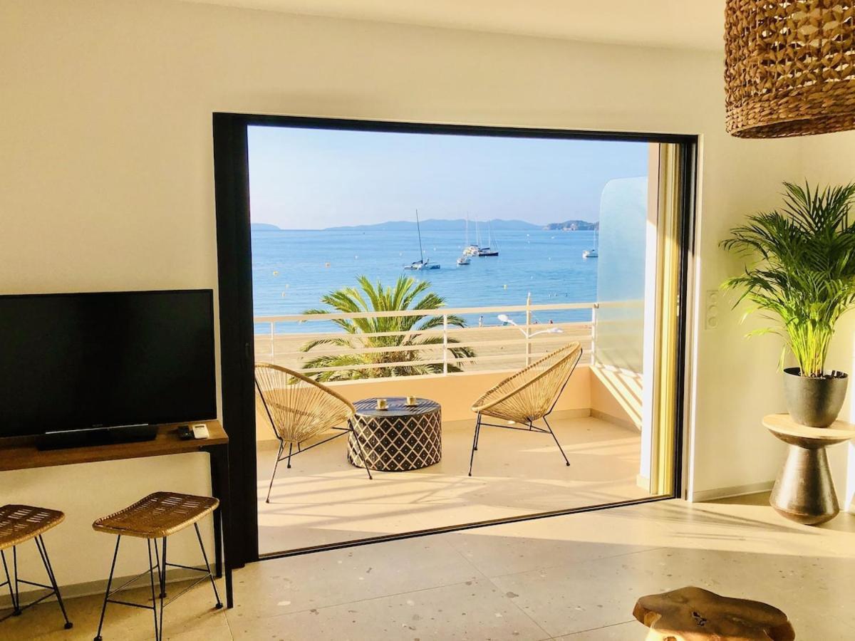 Appartement T3 Lumineux Traversant Totalement Neuf En Face De La Plage Front De Mer Vue Sur Les Iles Vue Mer Panoramique Assuree Residence De La Plage Centre Ville Du Lavandou 3Eme Etage Avec Ascenseur Appartement T3 เลอลาวองดูว์ ภายนอก รูปภาพ