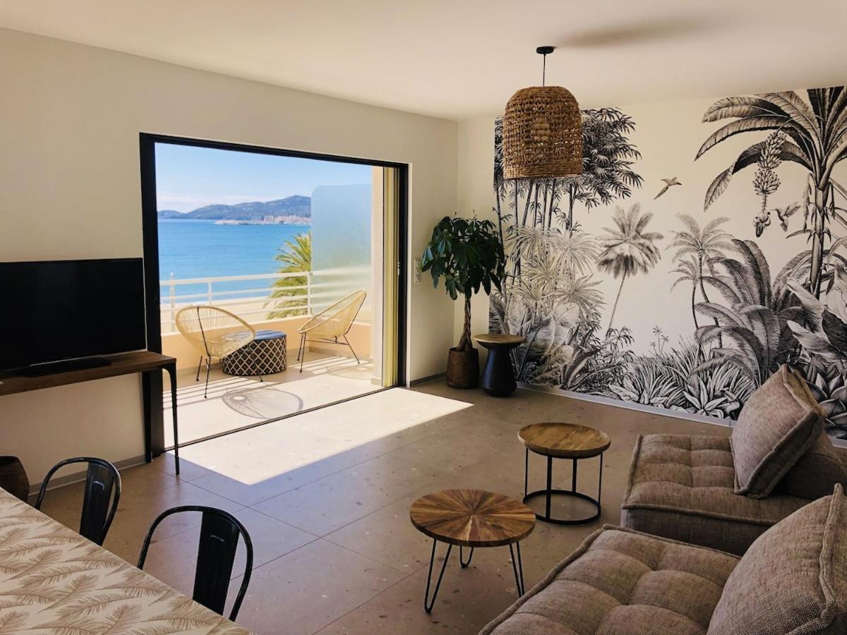 Appartement T3 Lumineux Traversant Totalement Neuf En Face De La Plage Front De Mer Vue Sur Les Iles Vue Mer Panoramique Assuree Residence De La Plage Centre Ville Du Lavandou 3Eme Etage Avec Ascenseur Appartement T3 เลอลาวองดูว์ ภายนอก รูปภาพ