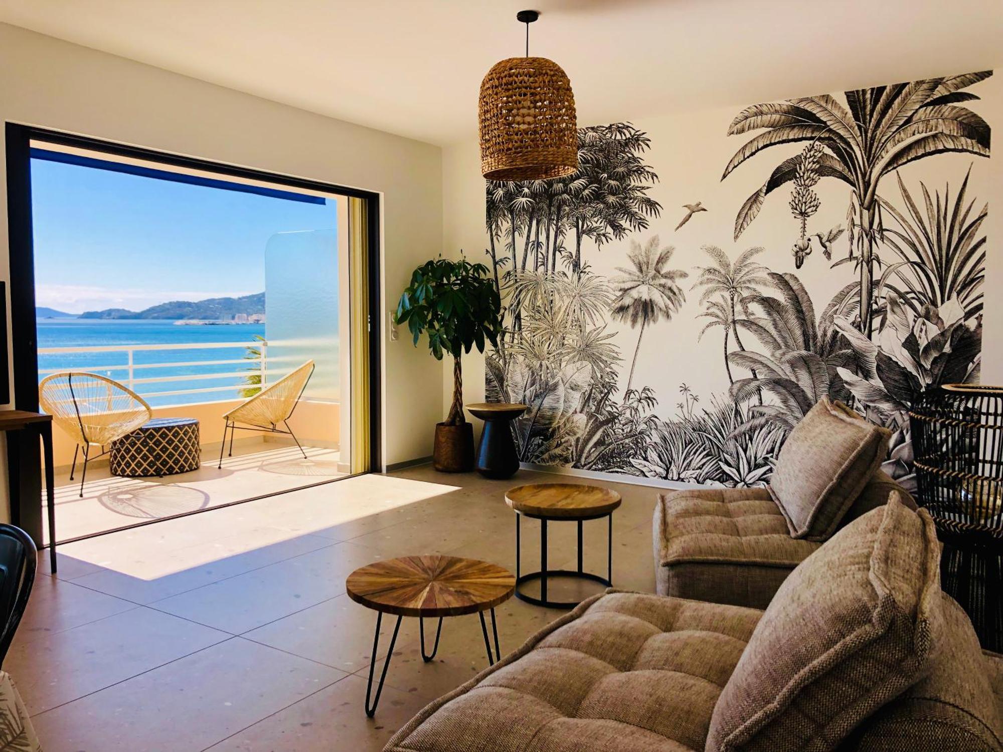 Appartement T3 Lumineux Traversant Totalement Neuf En Face De La Plage Front De Mer Vue Sur Les Iles Vue Mer Panoramique Assuree Residence De La Plage Centre Ville Du Lavandou 3Eme Etage Avec Ascenseur Appartement T3 เลอลาวองดูว์ ภายนอก รูปภาพ